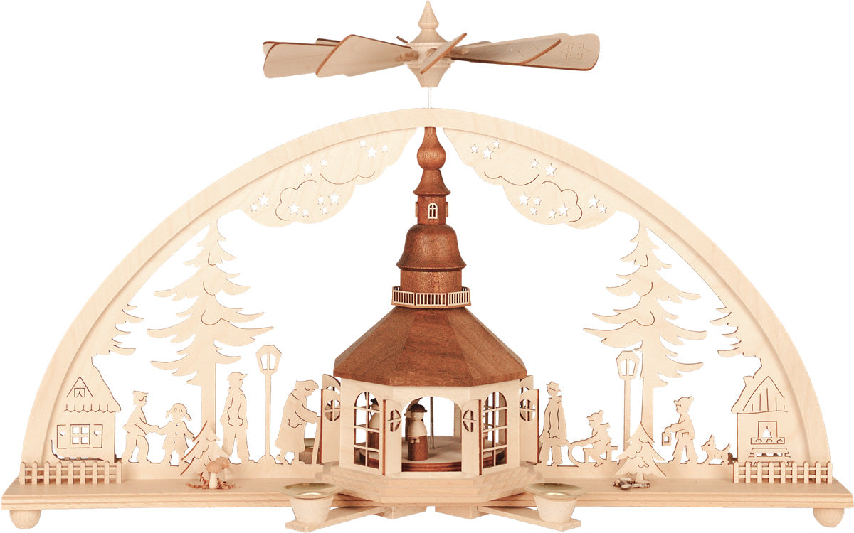 Seiffener Kirchenpyramide im Bogen