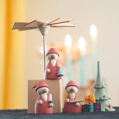 drei Wichtel beim Wichteln