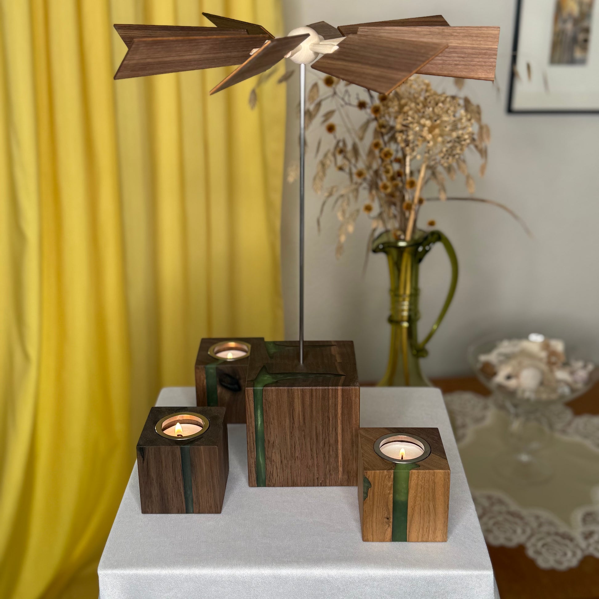 Designpyramide “alea” mit Epoxidharz